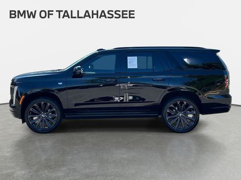 Used 2025 Cadillac Escalade Sport AWD/4WD image 10