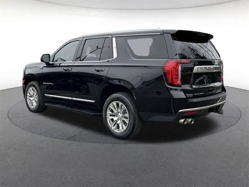 Used 2023 GMC Yukon Denali image 3