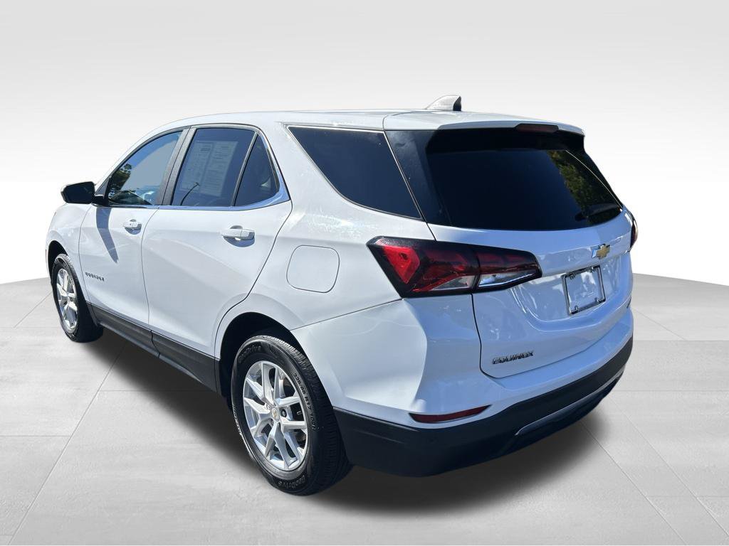 Used 2024 Chevrolet Equinox LT AWD/4WD image 3