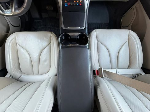 Used 2017 Lincoln MKX Reserve FWD image 44