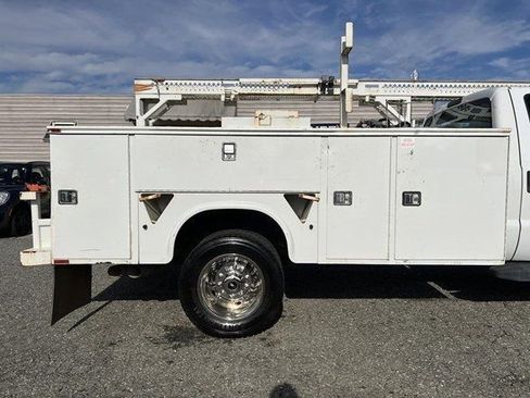 Used 2015 Ford F450 XL w/ XL Decor Group image 23