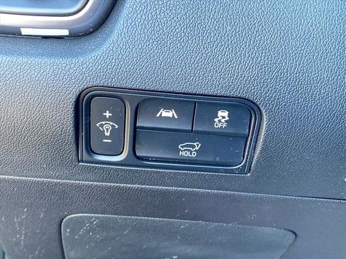 Certified 2023 Kia Sorento EX image 23