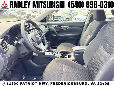 Used 2020 Nissan Rogue S AWD/4WD image 3