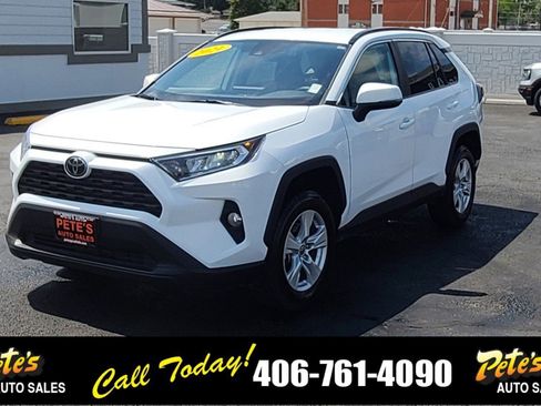 Used 2021 Toyota RAV4 XLE image 8