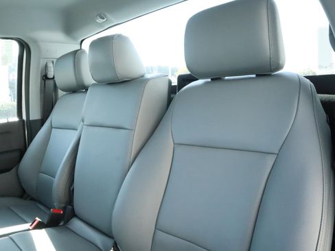 Used 2024 Ford F350 XL w/ XL Chrome Package image 20