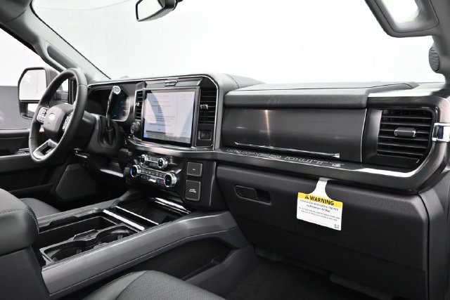 New 2026 Ford F350 Lariat w/ Tremor Off-Road Package AWD/4WD image 38