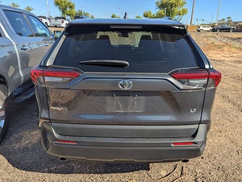 Used 2020 Toyota RAV4 LE image 6