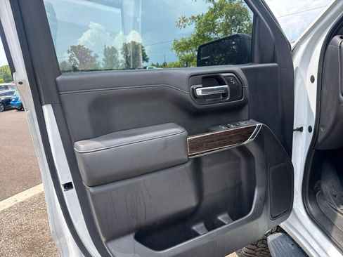 Used 2020 GMC Sierra 1500 Elevation w/ Elevation Value Package AWD/4WD image 5