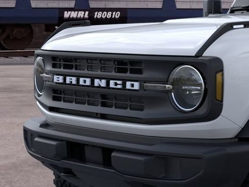 New 2026 Ford Bronco 2-Door AWD/4WD image 19