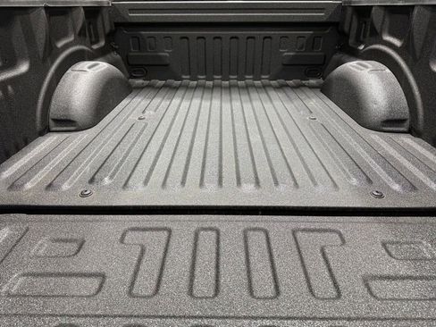 Used 2022 Ford F150 XLT w/ Equipment Group 301A Mid image 5