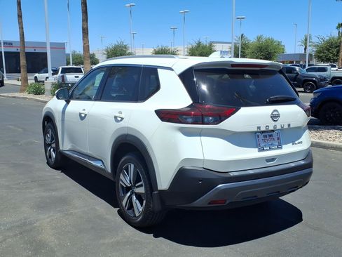 Used 2022 Nissan Rogue SL AWD/4WD image 6