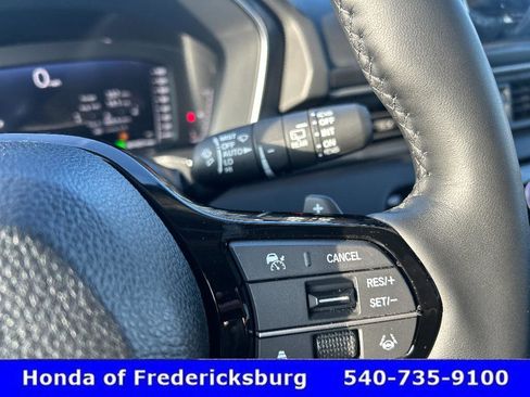 Certified 2025 Honda Pilot Elite image 24