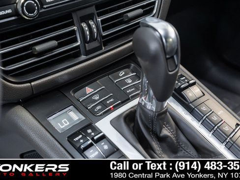 Used 2020 Porsche Macan GTS AWD/4WD image 54