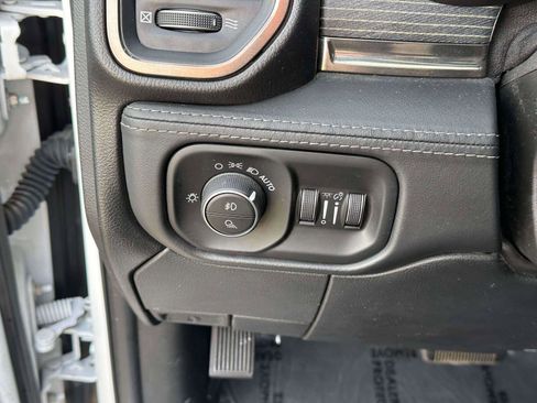 Used 2020 RAM 2500 Limited image 23