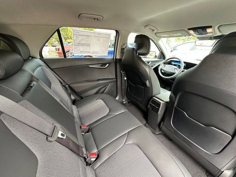 New 2025 Kia Niro Wind w/ Wind Preserve Package FWD image 20