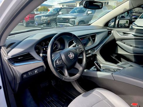 Used 2021 Buick Enclave Essence w/ Experience Buick Package AWD/4WD image 10