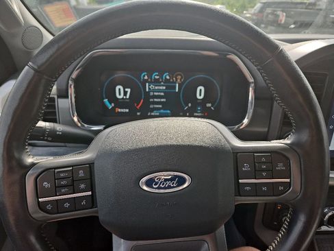 Used 2022 Ford F150 Lariat w/ Equipment Group 502A High AWD/4WD image 18