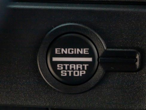 Used 2025 Ford Bronco Raptor image 23