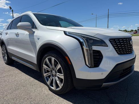 Used 2019 Cadillac XT4 Premium Luxury FWD image 11