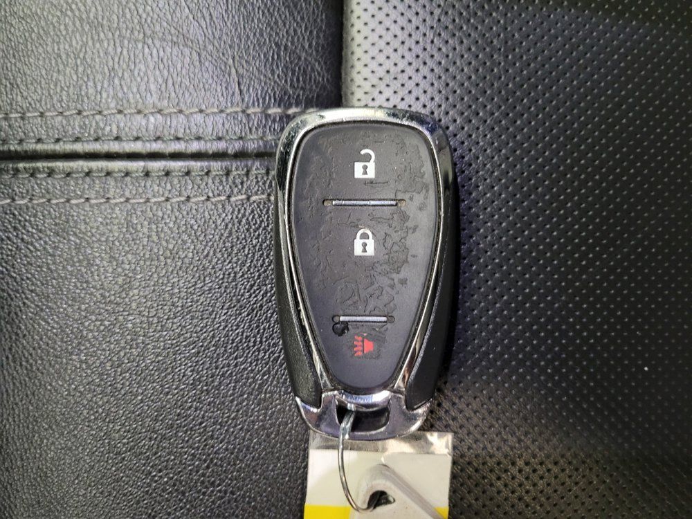 Used 2021 Chevrolet Blazer LT FWD image 32