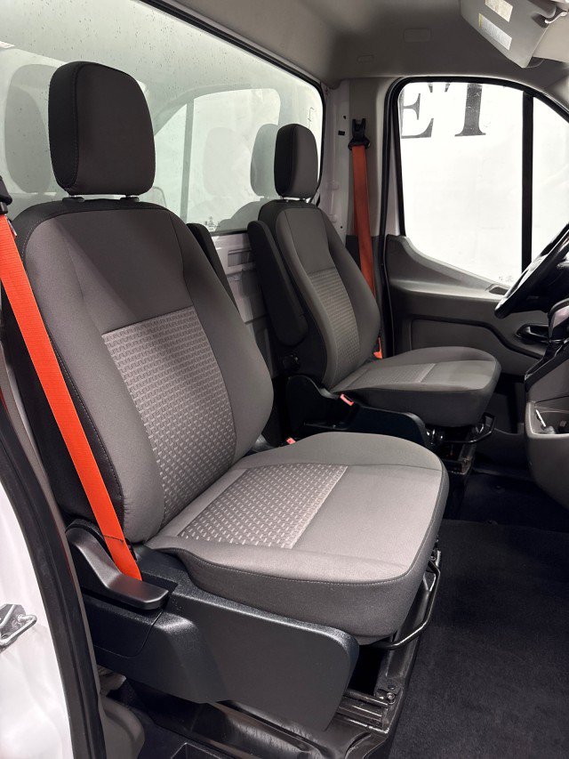 Used 2023 Ford Transit 350 RWD image 33