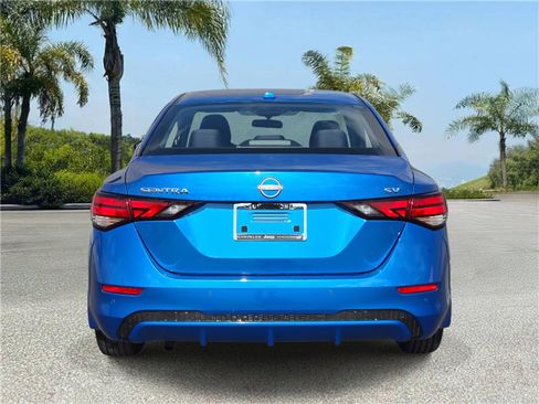 Used 2024 Nissan Sentra SV image 5