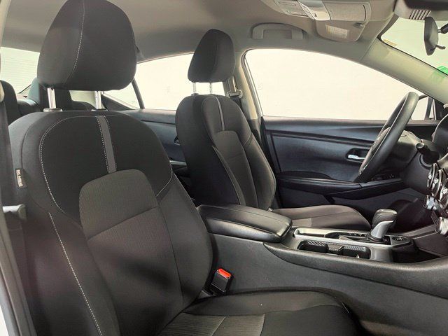 Used 2025 Nissan Sentra SV FWD image 10