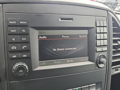 Used 2020 Mercedes-Benz Metris Passenger image 28