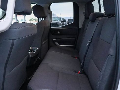 Used 2022 Toyota Tundra SR5 w/ SR5 Convenience Package RWD image 22