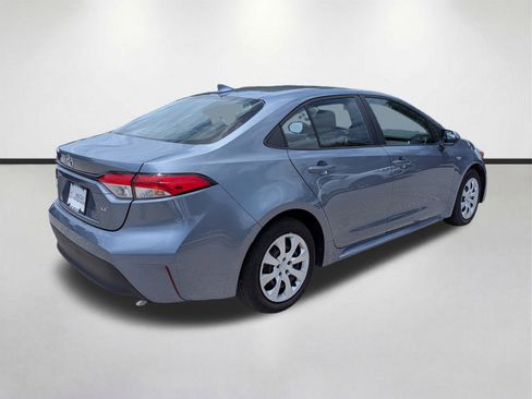 Used 2024 Toyota Corolla LE FWD image 4