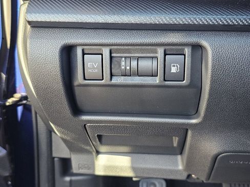 New 2026 Subaru Crosstrek 2.5i Limited AWD/4WD image 27
