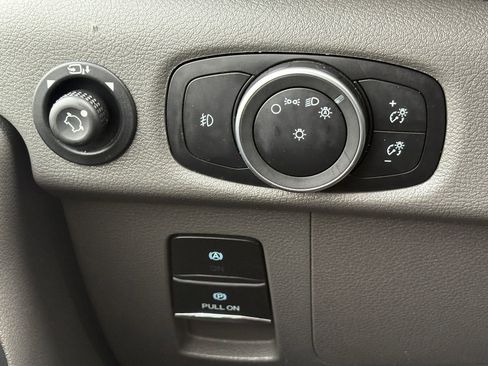 Used 2023 Ford Transit 350 XLT image 16