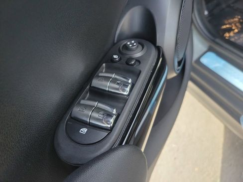 Used 2023 MINI Cooper S image 15