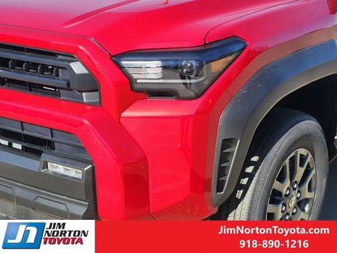 New 2026 Toyota 4Runner SR5 image 7