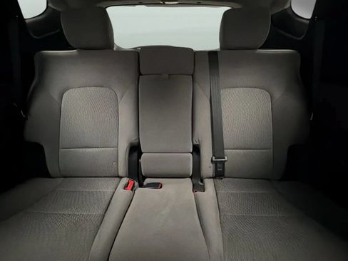 Used 2018 Hyundai Santa Fe Sport FWD image 17