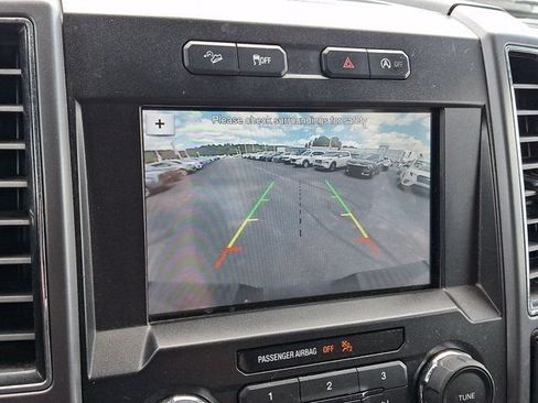 Used 2019 Ford F150 XLT w/ Equipment Group 302A Luxury AWD/4WD image 23