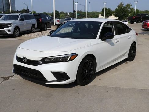 Used 2022 Honda Civic Sport image 3