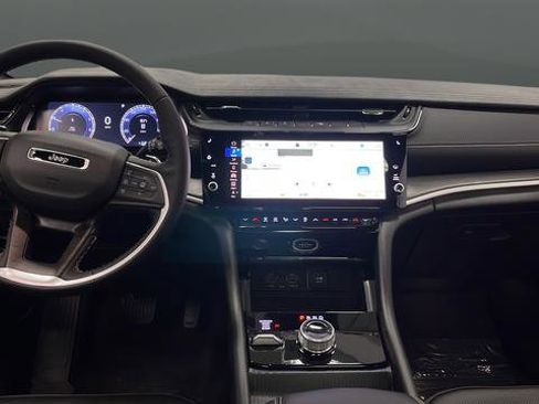 New 2026 Jeep Grand Cherokee L Limited AWD/4WD image 11