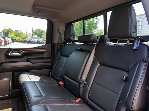 Used 2024 GMC Sierra 1500 Denali w/ Technology Package AWD/4WD image 26