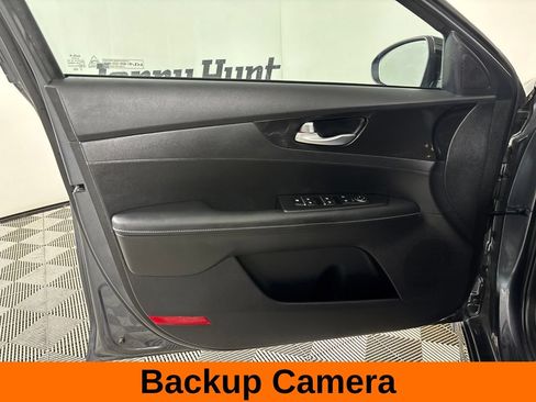 Used 2023 Kia Forte GT-Line FWD image 10