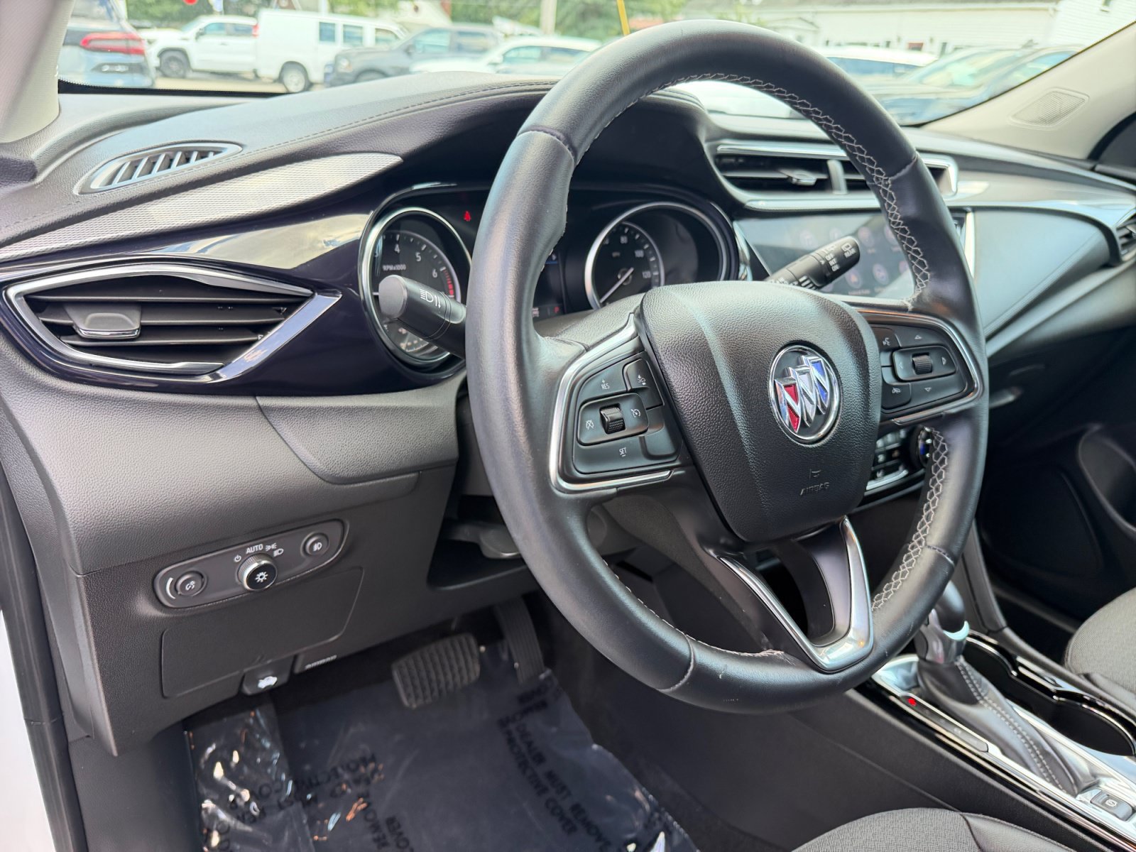 Used 2022 Buick Encore GX Select w/ Sport Touring Package AWD/4WD image 18