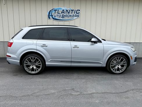 Used 2019 Audi Q7 3.0T Prestige AWD/4WD image 3