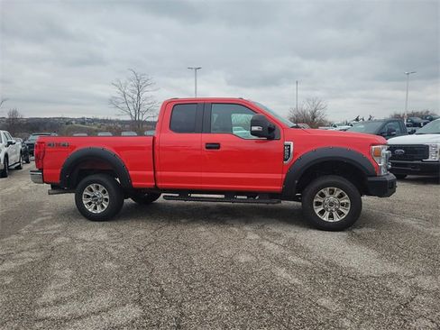 Used 2022 Ford F250 XL w/ STX Appearance Package image 3