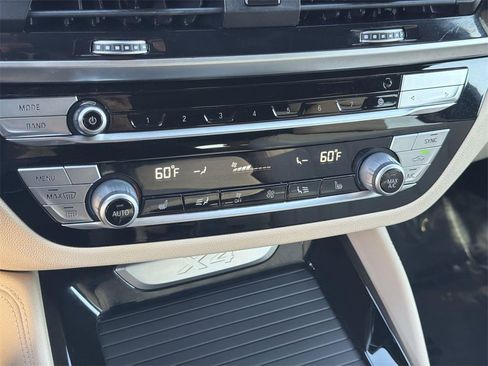 Used 2020 BMW X4 xDrive30i w/ Convenience Package image 12