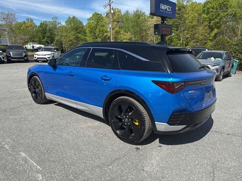 Used 2024 Acura ZDX Type S image 3