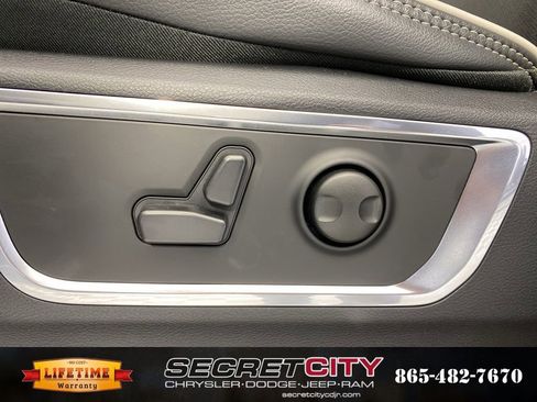 New 2026 RAM 1500 Laramie image 14