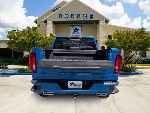 Used 2023 GMC Sierra 1500 AT4 w/ AT4 Premium Package AWD/4WD image 5