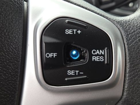 Used 2017 Ford Fiesta SE FWD image 4