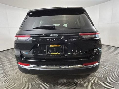 Used 2023 Jeep Grand Cherokee 4WD 4xe image 4