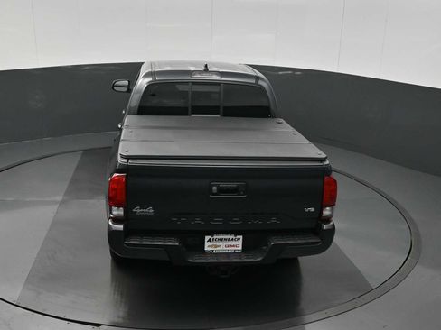 Used 2022 Toyota Tacoma SR image 21